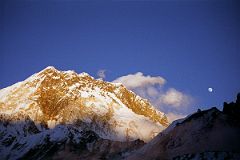 20 Nuptse Sunset From Lobuche